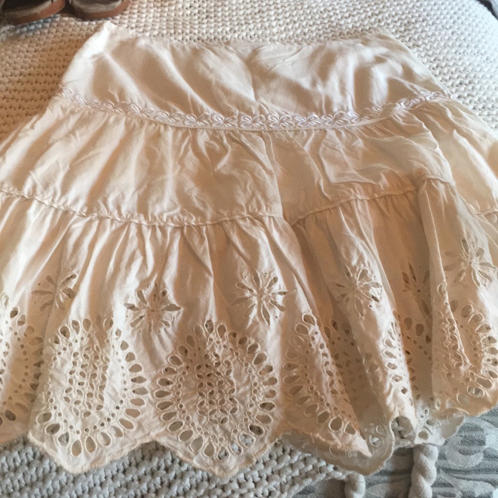 Limited lace skirt - Picture 4 of 6